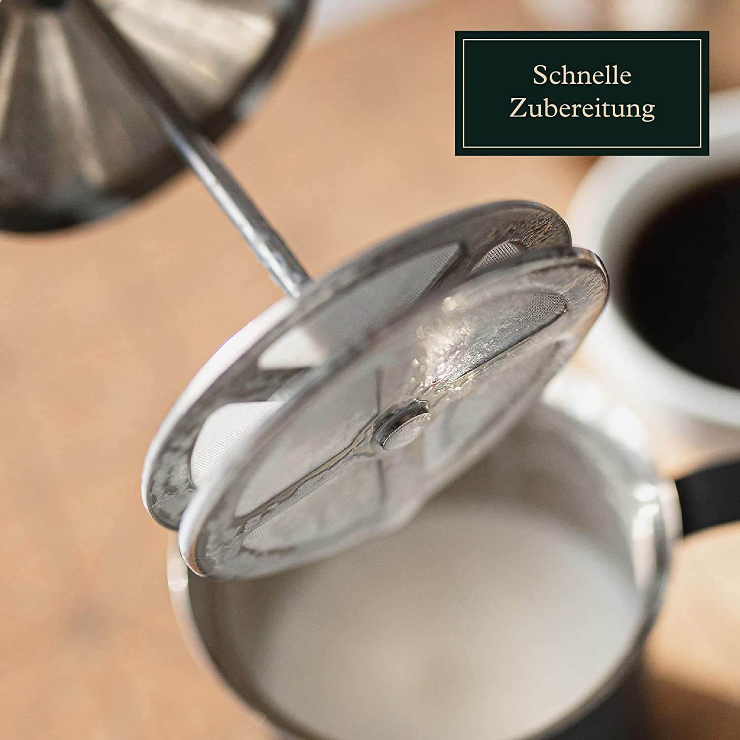 Manueller Hand-Milchaufschäumer aus Edelstahl mit Mesh-Sieb für cremigen Milchschaum - 400 ml